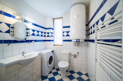 Koupelna v ubytování Apartment Riviera 503-7 Lipno Home