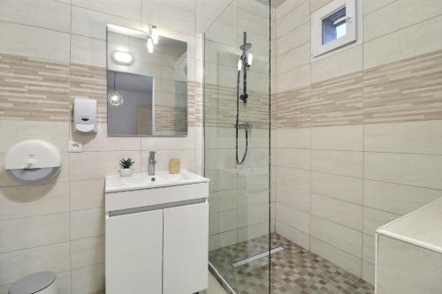Kúpeľňa v ubytovaní Chambre cosy jo