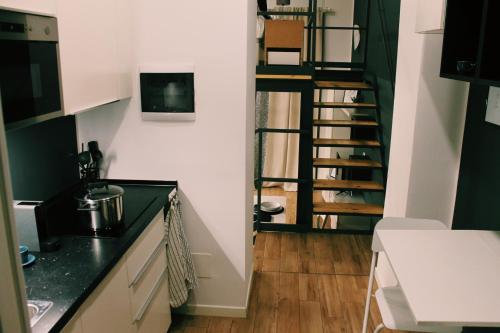 YR Apartments Città Studi - Modern Loft, 3 Min Walk to Duomo Bus photo 32