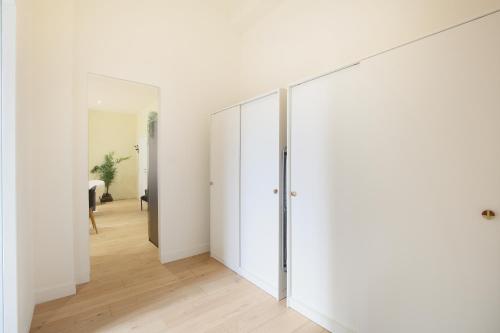 トゥールーズにあるexpat renting - Le Barcelone - Compans - Parkingのギャラリーの写真