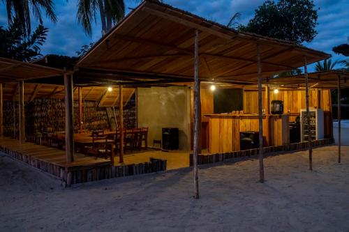 Foto dalla galleria di Swisscocobeach a Nosy Be