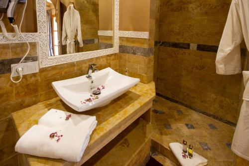 Ett badrum på Riad SofYan & Spa