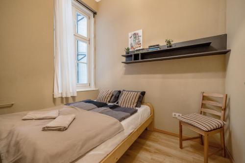 Posteľ alebo postele v izbe v ubytovaní Andrássy 53 2bedroom Center Apartment