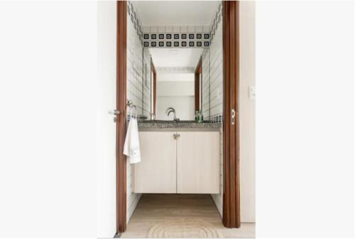 Bilik mandi di Flat em Boa Viagem- Acaiaca