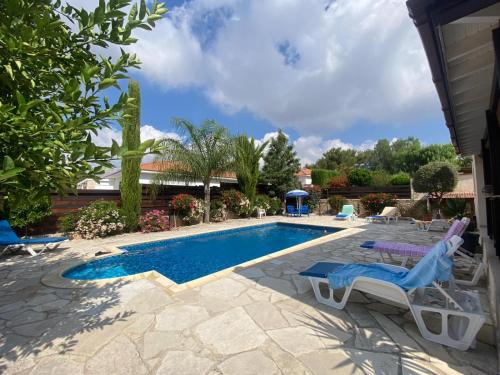 LE CAROUBIER splendid 3 bedrooms bungalow