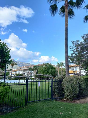 Apartament in urb Dama de Noche Puerto Banus photo 27