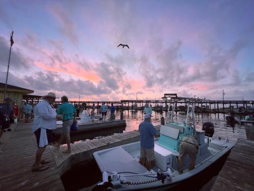 Bluff's Landing Marina & Lodge – Photos 2
