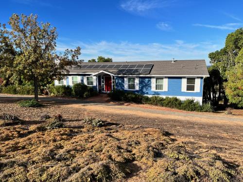 Gallery image of House on Organic Farm in Escondido