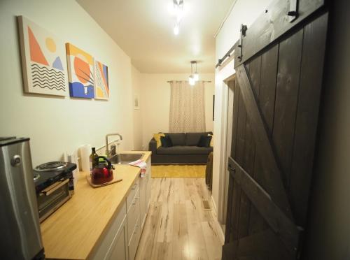 Cozy 1 bedroom centrally located