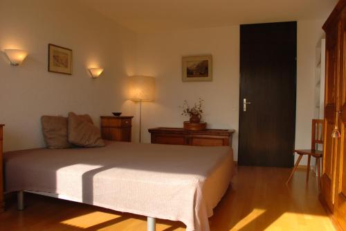 Apartment Eglantine with stunning views of the Valais Peaks