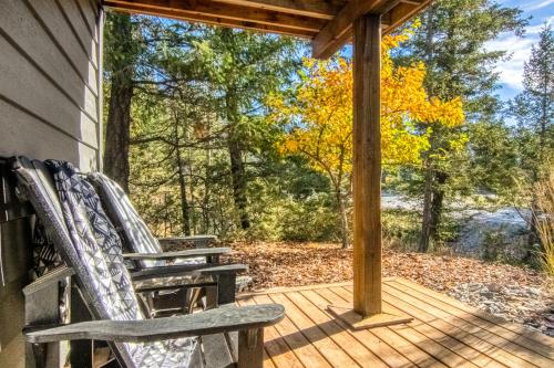 Black Bear Cabin, Invermere, BC – Photos 2