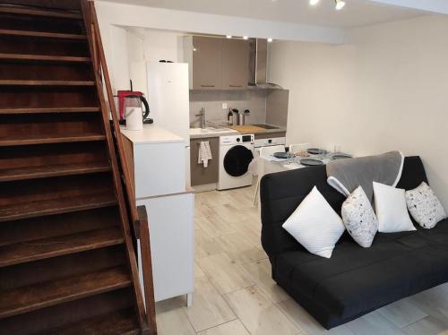 Kuchyňa alebo kuchynka v ubytovaní T2 Duplex Pamiers Plein Centre - Logement entier - Nouveau