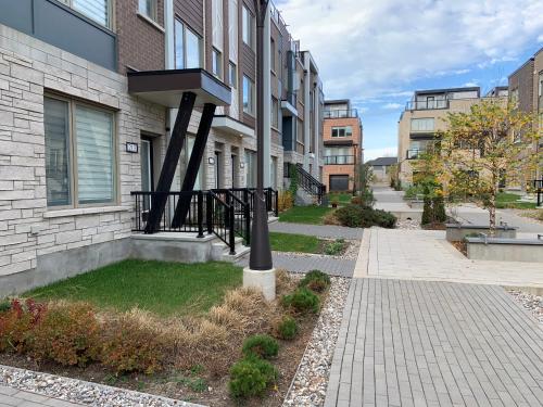 Wateridge Luxury Condos