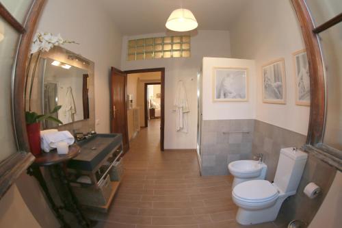 Gallery image of MDR NumberSix Suites in Florence