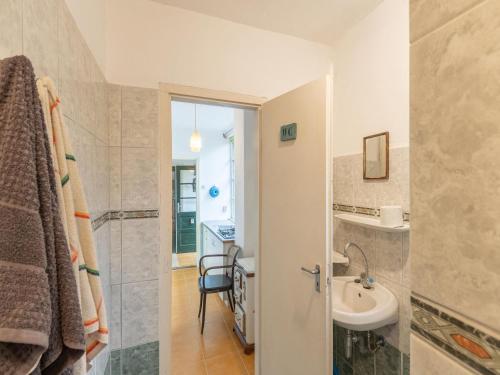 Ένα μπάνιο στο Cosy holiday home near Basilica