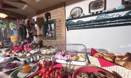 Đồ ăn tại/gần khách sạn căn hộ