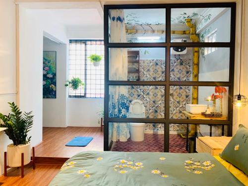Postel nebo postele na pokoji v ubytování Sunny Hanoi Homestay