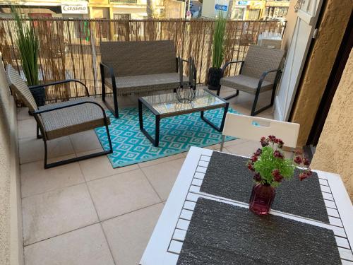 Beau T2 clim terrasse idéalement situé