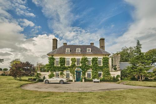 Queen Anne Manor