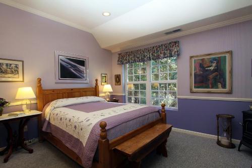 Легло или легла в стая в McCaffrey House Bed and Breakfast Inn