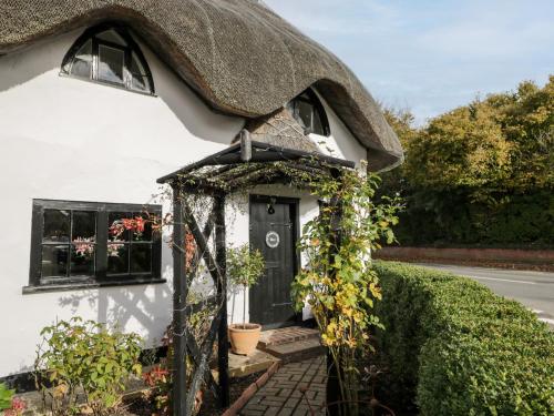 1 Peacock Cottage – Photos 2