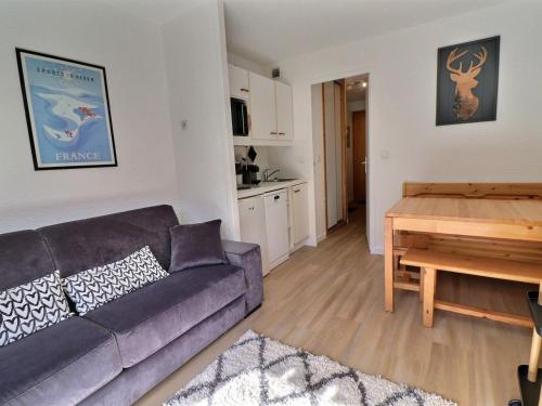 Studio cosy avec balcon, à deux pas des pistes et commerces au Châtelet - FR-1-182-86