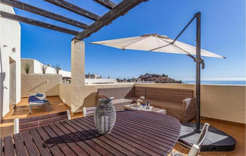 A balcony or terrace at Gorgeous Apartment In Benalmádena