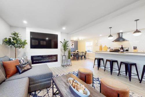 1038 Cricket Lane – Photos 3