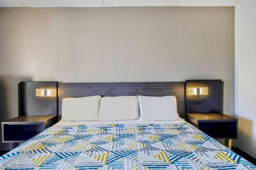 Postel nebo postele na pokoji v ubytování Motel 6-Ashland, VA