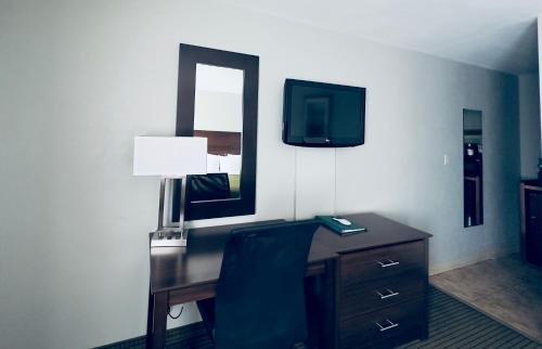 TV a/nebo společenská místnost v ubytování Quality Inn Durango