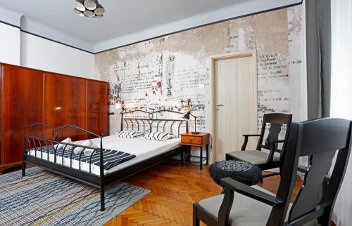 Traditional modern 3 bedroom apartment in center