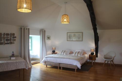 Gallery image of MANOIR Le Moulinal47 - vue panoramique in Courbiac