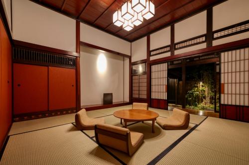 Posezení v ubytování 茜さす 肥前浜宿 Akanesasu Hizenhamashuku