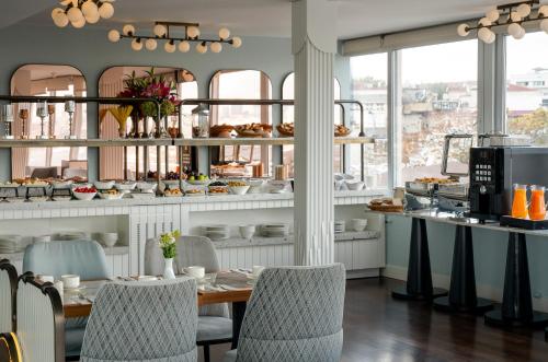 Bebidas en Adamar Hotel-Special Category