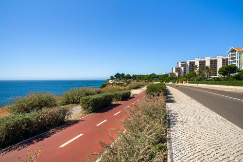 WHome Cascais Coastline Atlantic Gardens w/AC, Parking & Sea View