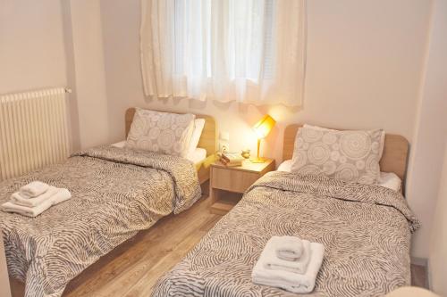 Modern Hospitality- apt near Children's Hospital
