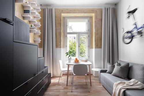 Zdjęcie z galerii obiektu TurnKey I Designed Studio w Pradze