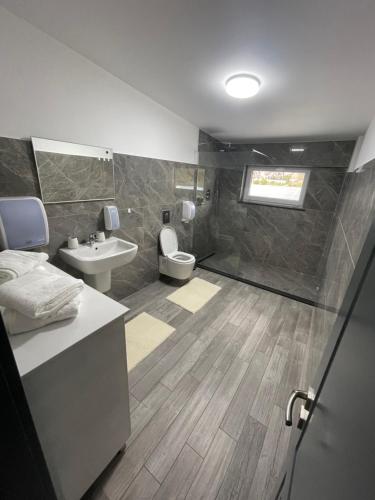 Een badkamer bij Aapartament 70SM