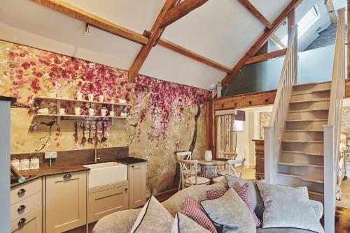 Hollyhock Cottage – Photos 2