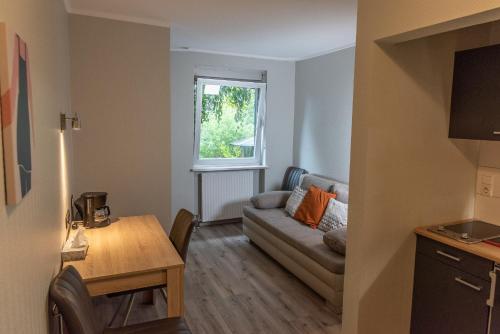Boarding House Repetal – Photos 3