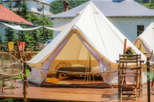 Fotografie z fotogalerie ubytování Valea Doftanei Glamping v destinaci Teşila