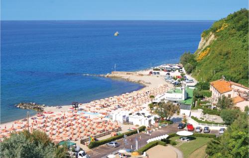 Awesome Home In Roncosambaccio With 2 Bedrooms And Wifi