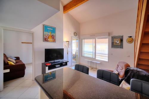 REF 1766 - Cannes Center - Apartment for rent