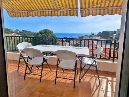 Splendide appartement Almadrava - Terrasse sur la mer & acces pieton a la plage