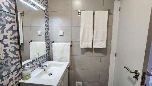 Bilik mandi di Casa do Sol Faro
