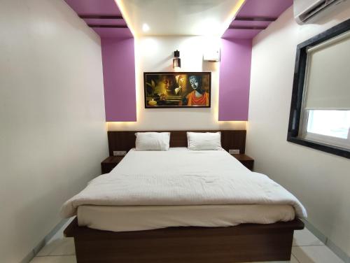 Gallery image of Hotel Sardar Rooms in Garudeshwar