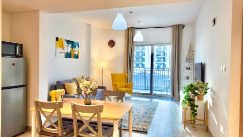 Luxury Apartment in Yas Island-Nearby Sea World&WB