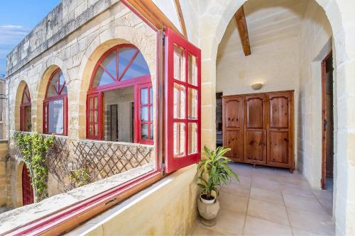 Muka bangunan atau pintu masuk Ponderosa Holiday Home