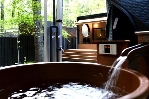 Fotografie z fotogalerie ubytování Fuji Fumoto Forest Hotspring ふもとの森温泉 v destinaci Fudžikawagučiko