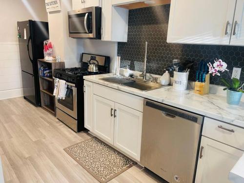 Gallery image of Modern Farmhouse on Kent Street in Saint Paul